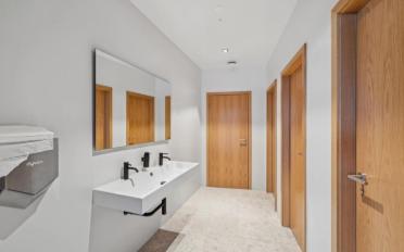 Office - image - 12