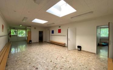 Office - image - 9