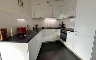 Furnished flat 7.5 rooms - image - 8