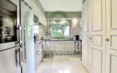 Apartment 6 rooms - image - 3