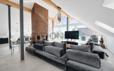 Attic flat 5 rooms - image - 1