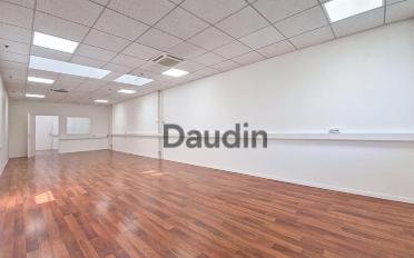 Office - image - 4