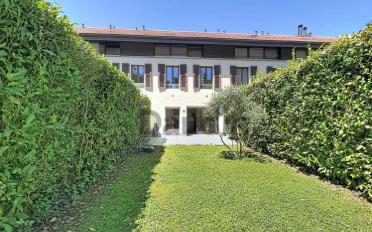 Villa - image - 13