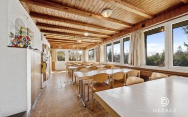 Single house 15 rooms - image - 5