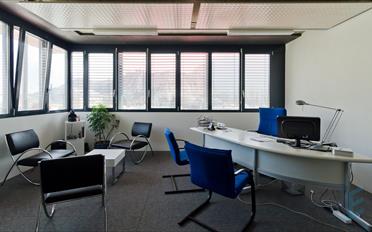 Office - image - 12