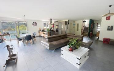 Bifamiliar house 7.5 rooms - image - 2