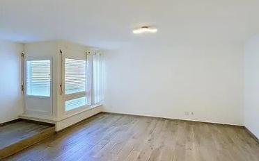 Apartment 4 rooms - image - 2