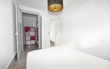 Furnished flat 2 rooms - image - 4