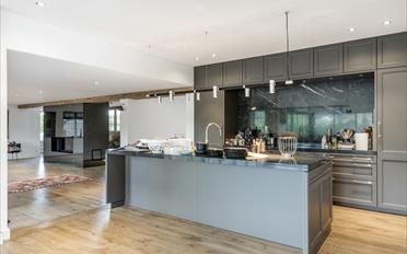 Einfamilienhaus 10.5 Zimmer - image - 6