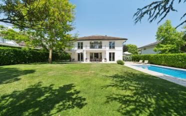 Single house 12 rooms - image - 1
