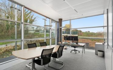 Office - image - 8