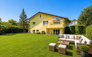 Einfamilienhaus 7.5 Zimmer - image - 1