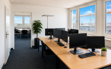 Office - image - 1