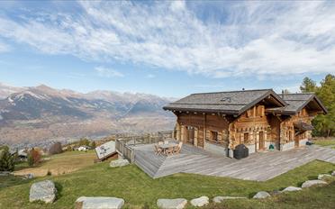 Chalet 9 pièces - image - 3