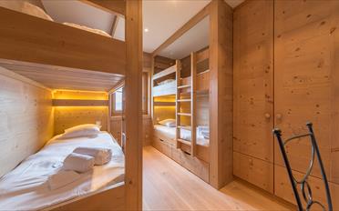 Chalet 9 pièces - image - 11