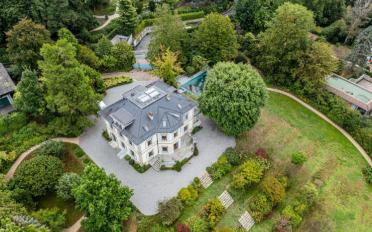 Einfamilienhaus 26 Zimmer - image - 2