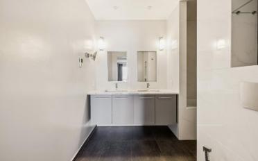 Apartment 6 rooms - image - 10