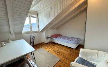 Apartment 4 rooms - image - 2