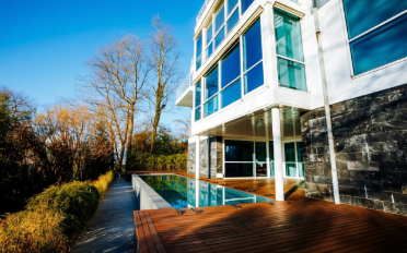 Villa - image - 1