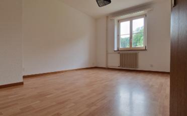 Apartment 4 rooms - image - 2