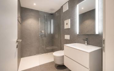 Terrassenwohnung 5.5 Zimmer - image - 9