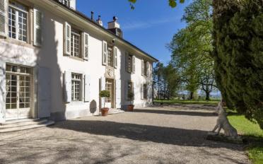 Maison 18 pièces - image - 2