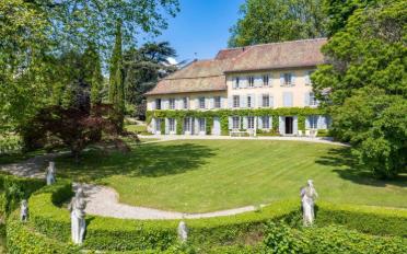 Maison 21 pièces - image - 2