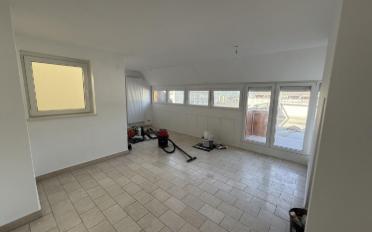 Attic flat 2.5 rooms - image - 3