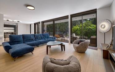 Apartment 9 rooms - image - 2