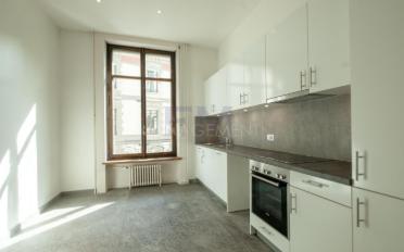 Apartment 4 rooms - image - 9