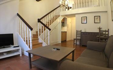 Furnished flat 2 rooms - image - 4