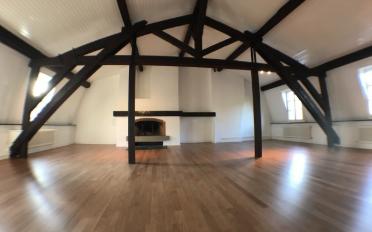 Attic flat 7 rooms - image - 1