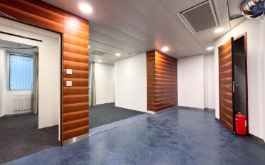 Commercial - image - 9