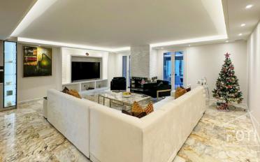 Doppeleinfamilienhaus 6.5 Zimmer - image - 2