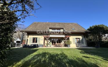 Einfamilienhaus 7.5 Zimmer - image - 1