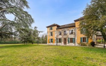 Single house 13 rooms - image - 1