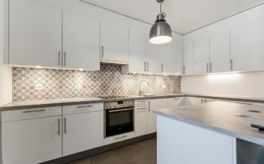 Apartment 4 rooms - image - 8