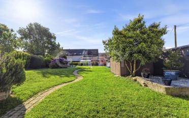 Single house - image - 3