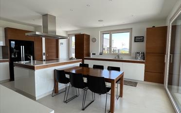 Single house 10 rooms - image - 6