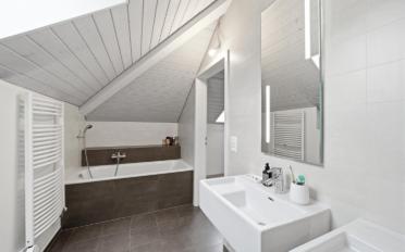 Single house 8.5 rooms - image - 13