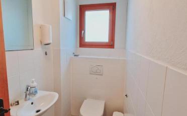 Office - image - 6