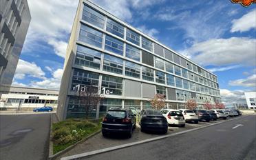 Office - image - 1