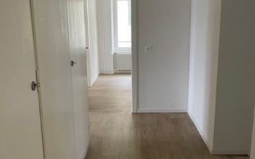 Apartment 4 rooms - image - 5
