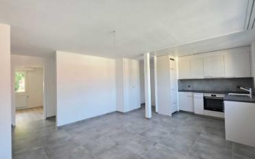 Apartment 4 rooms - image - 3