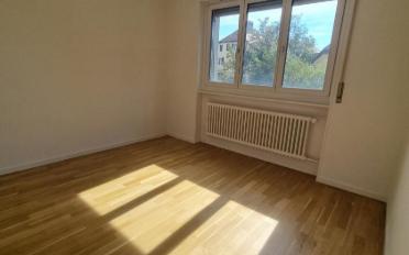 Apartment 4 rooms - image - 5