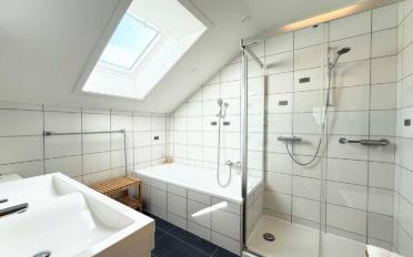 Villa 8.5 rooms - image - 12