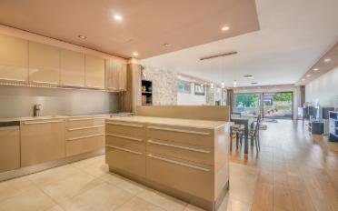 Maison contiguë 8.5 pièces - image - 2