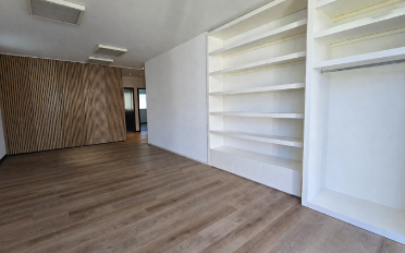 Shop - image - 2