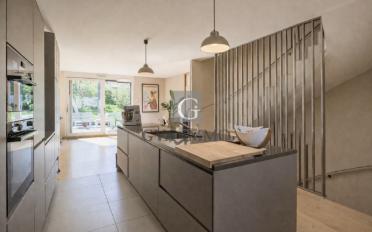 Maison contiguë 7 pièces - image - 4