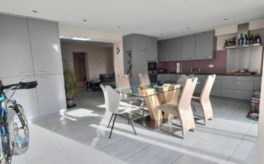 Single house 8 rooms - image - 7